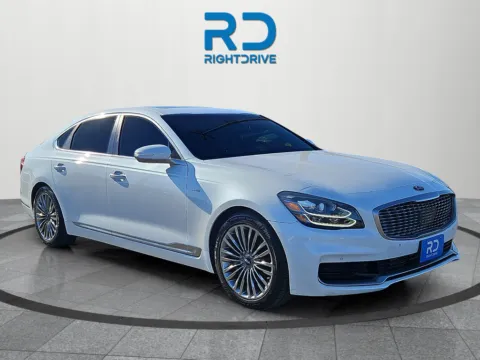 White 2019 Kia K900 Luxury for sale in El Paso, TX