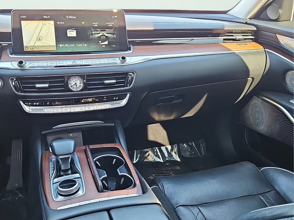 2019 Kia K900 Luxury - Photo 14