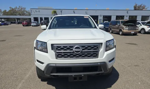 Photos of 2024 Nissan Frontier SV for sale in El Paso, TX at RightDrive - 9315 Montana