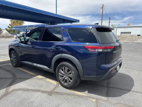 More photos of 2022 Nissan Pathfinder S at RightDrive - 9315 Montana, TX