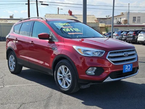 Red 2018 Ford Escape SE for sale in El Paso, TX