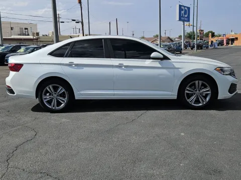 Photos of 2022 Volkswagen Jetta 1.5T SE for sale in El Paso, TX at RightDrive - 9315 Montana