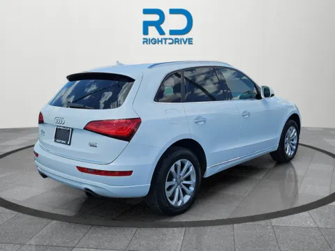 Another view of 2015 Audi Q5 2.0T Premium Plus for sale in El Paso, TX at RightDrive - 9315 Montana