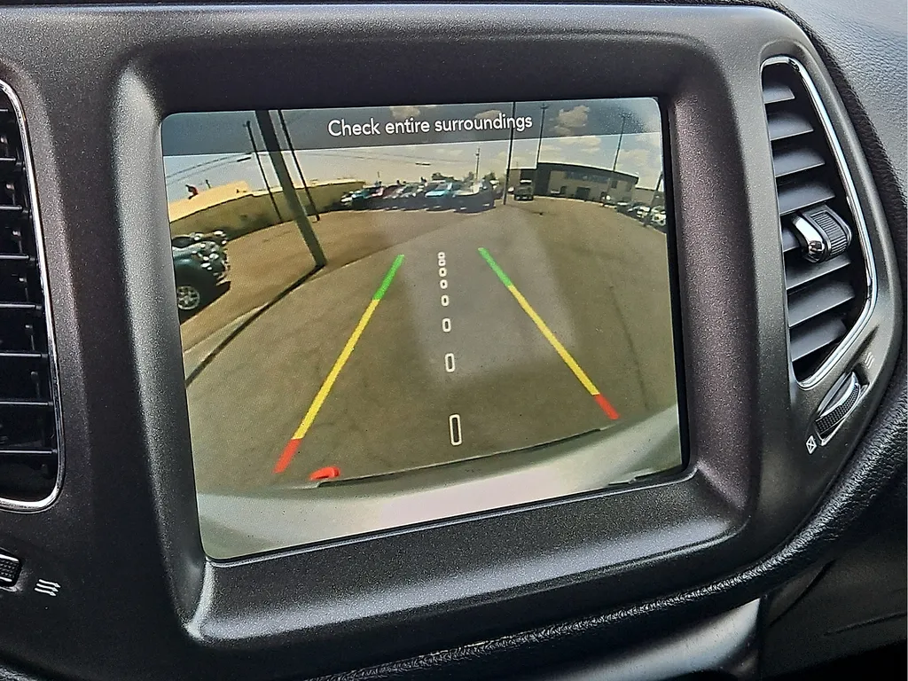Jeep Compass photo 19