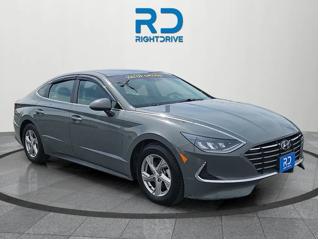 Gray 2021 Hyundai Sonata SE for sale in El Paso, TX