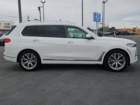 Photos of 2019 BMW X7 xDrive50i for sale in El Paso, TX at RightDrive - 9315 Montana