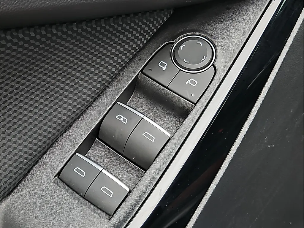 Chevrolet Equinox photo 16