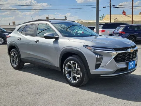 Gray 2025 Chevrolet Trax LT for sale in El Paso, TX