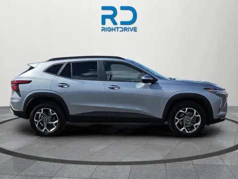 Photos of 2025 Chevrolet Trax LT for sale in El Paso, TX at RightDrive - 9315 Montana