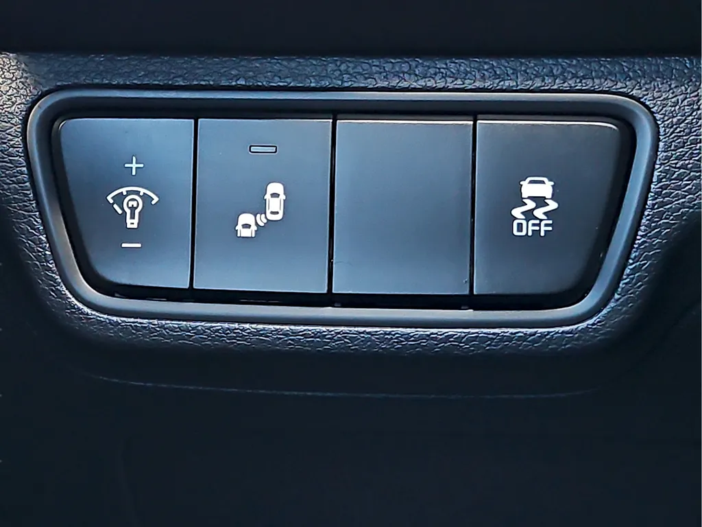 2023 Kia Forte GT-Line - Photo 16