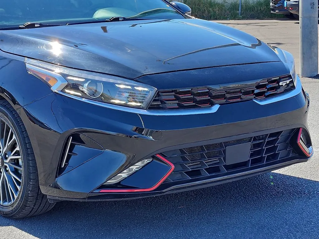 2023 Kia Forte GT-Line - Photo 7