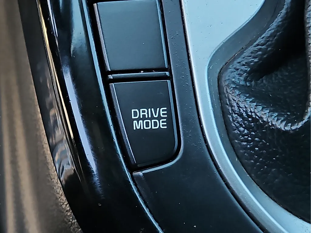 2023 Kia Forte GT-Line - Photo 24