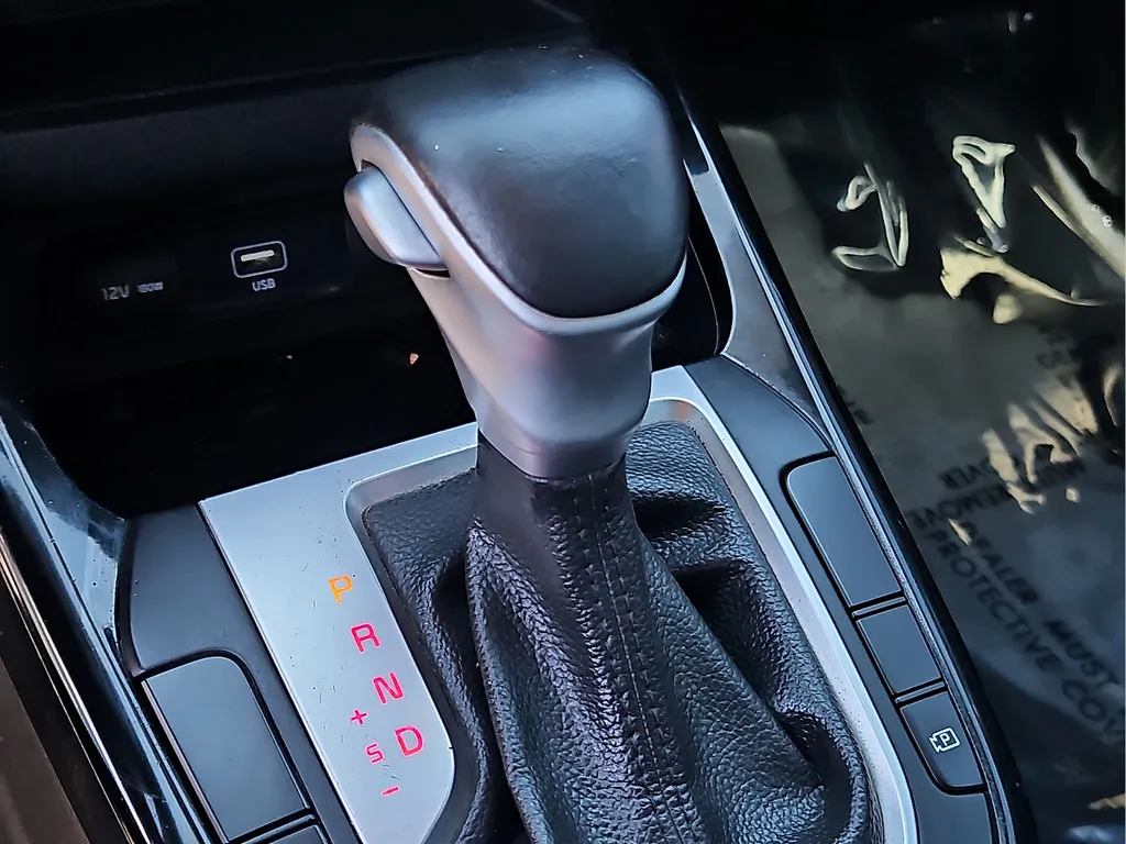 2023 Kia Forte GT-Line - Photo 25