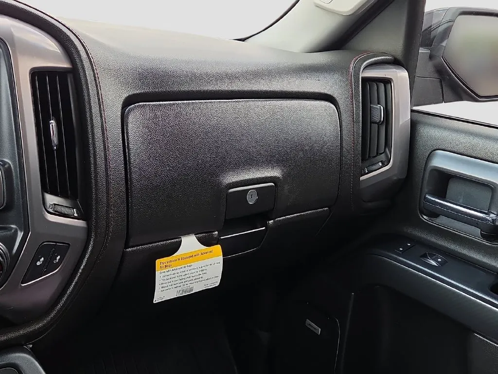GMC Sierra photo 21