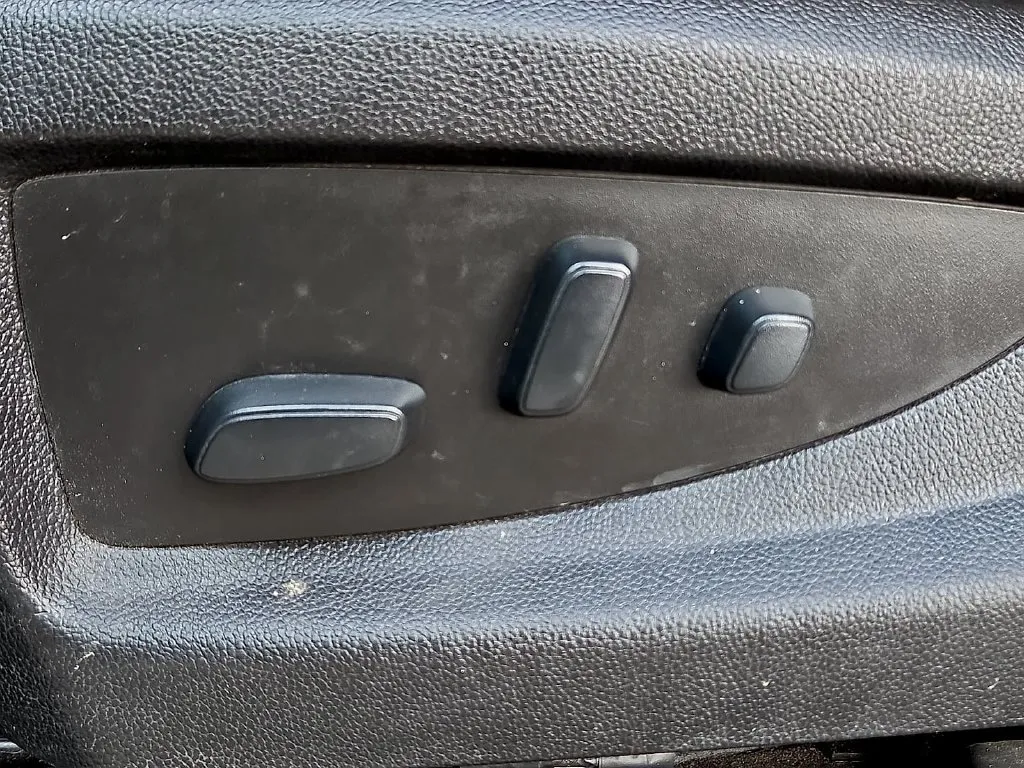 GMC Sierra photo 18