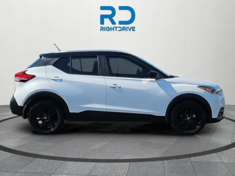 Photos of 2019 Nissan Kicks SV for sale in El Paso, TX at RightDrive - 9315 Montana