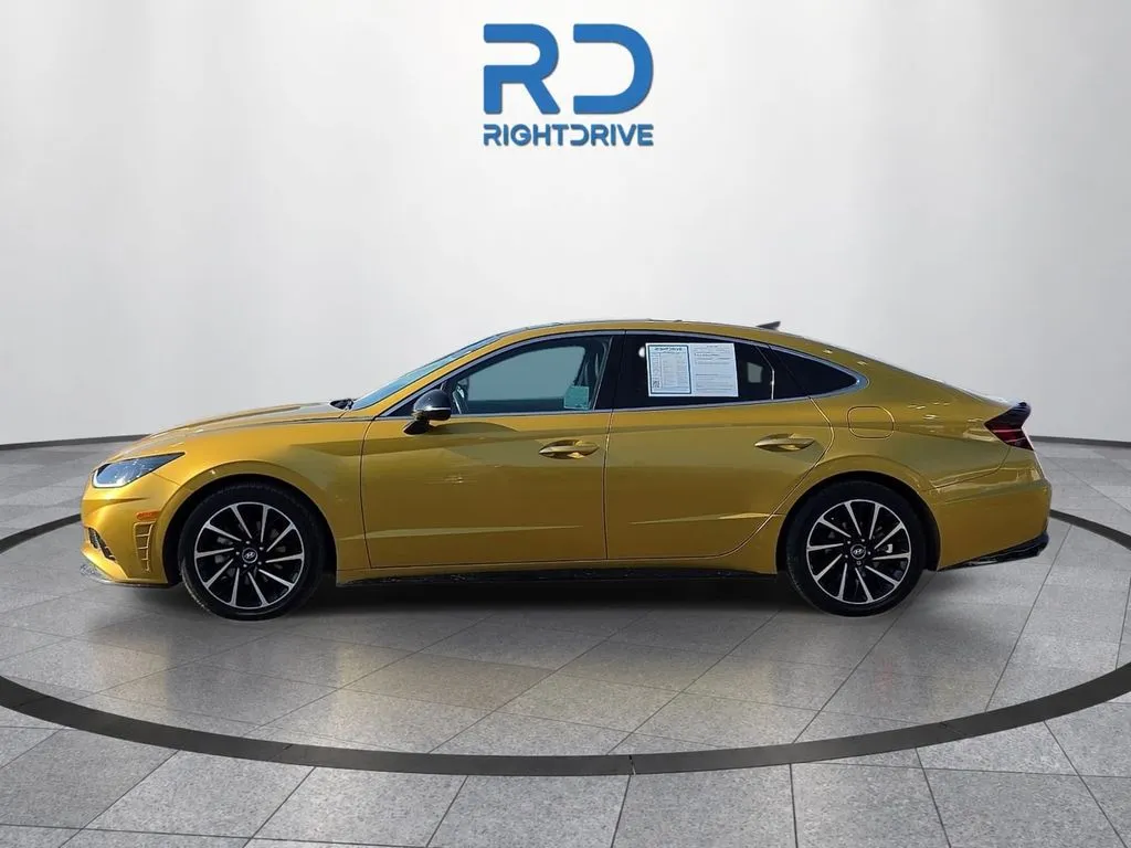 Hyundai Sonata photo 5