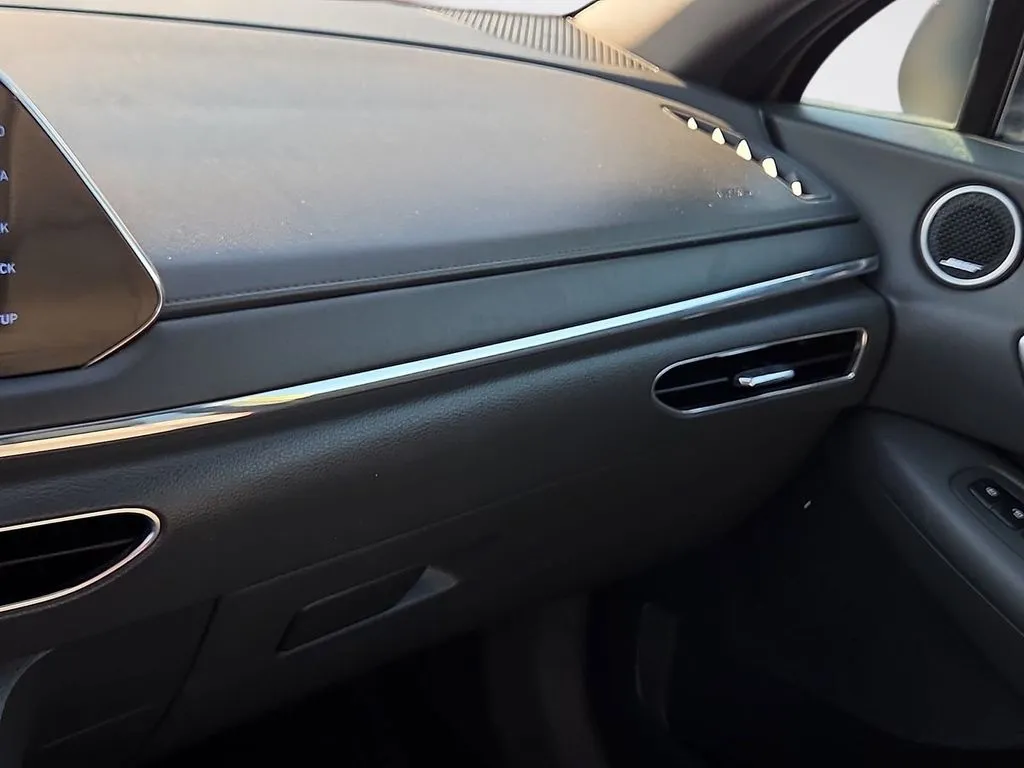 Hyundai Sonata photo 21