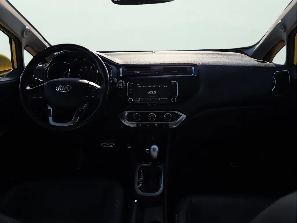 Kia Rio photo 15