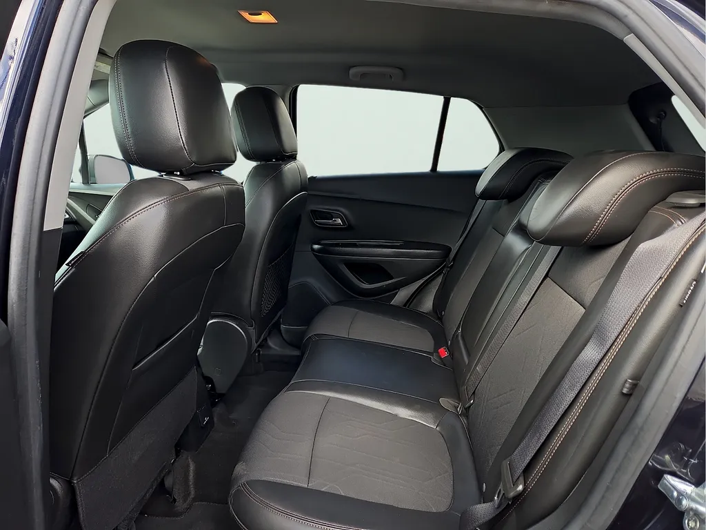 Chevrolet Trax photo 14