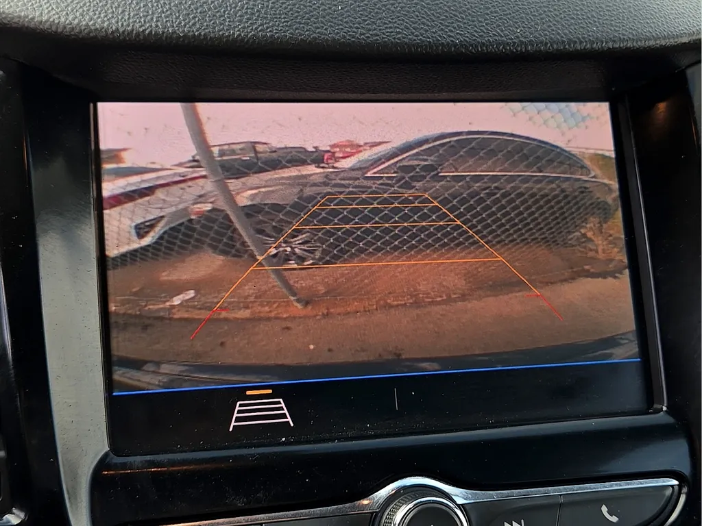 Chevrolet Trax photo 23