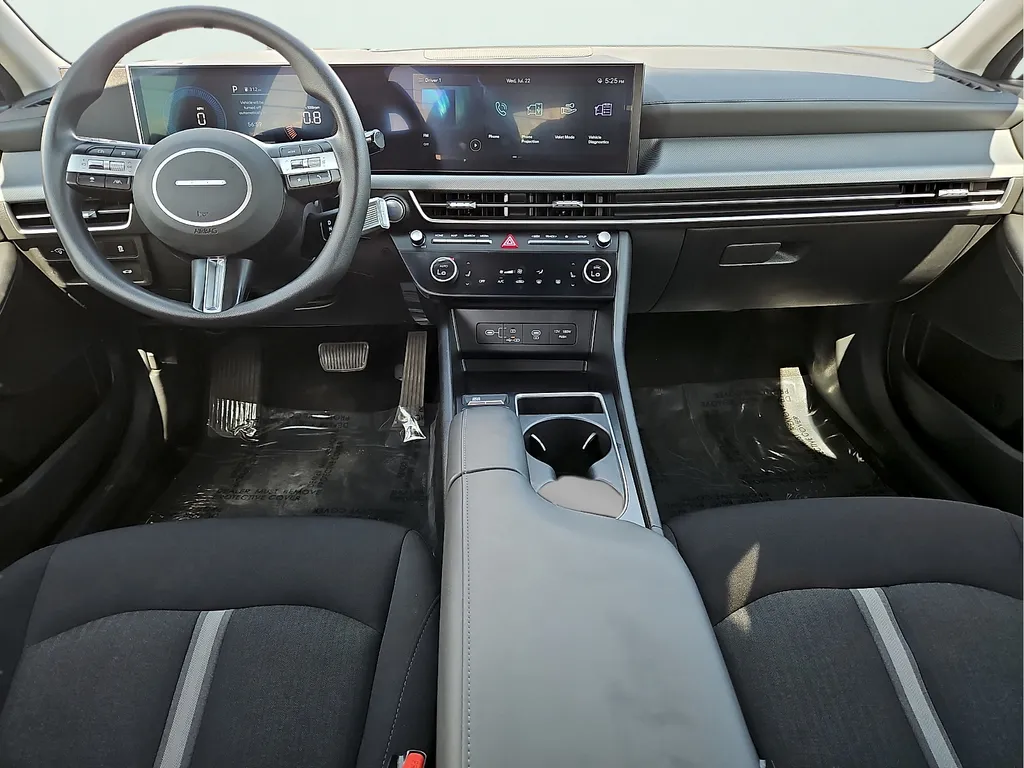 Hyundai Sonata photo 15