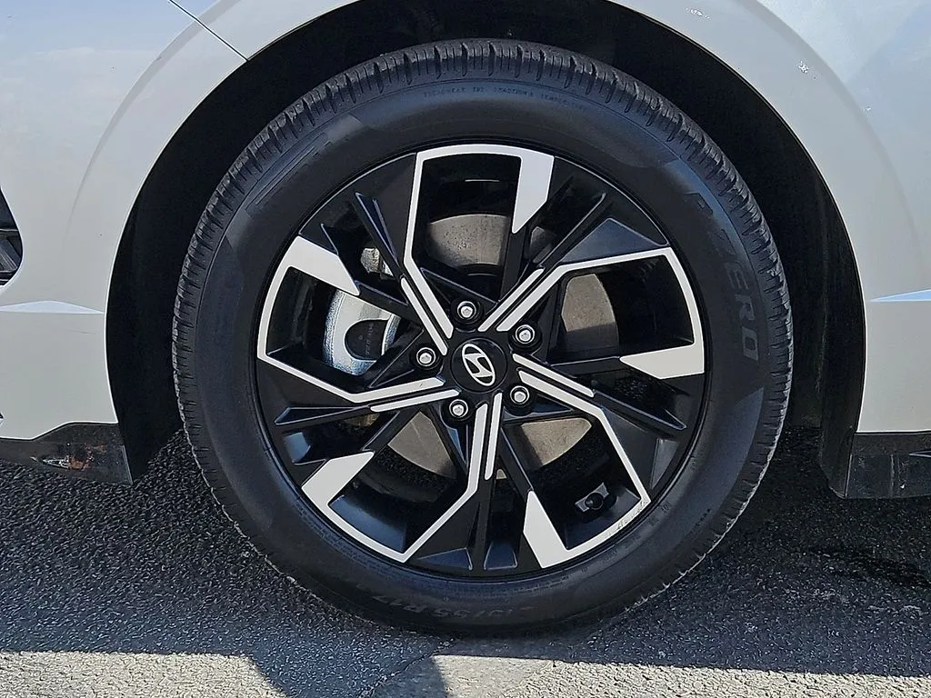 Hyundai Sonata photo 10
