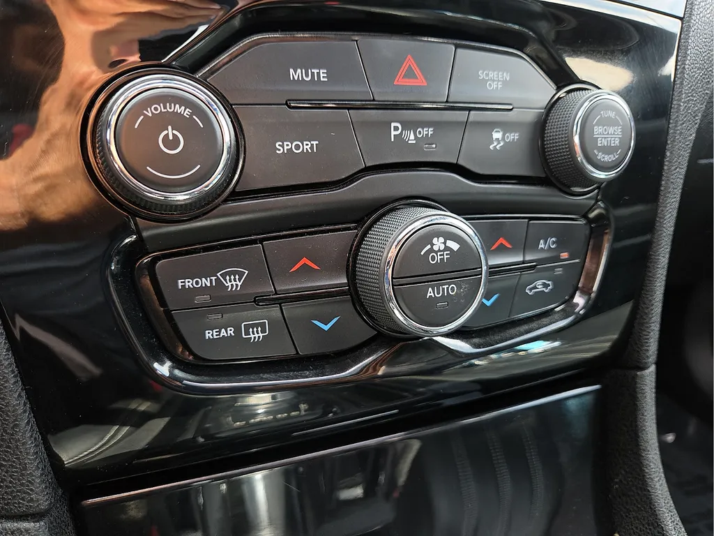 Chrysler 300 photo 20