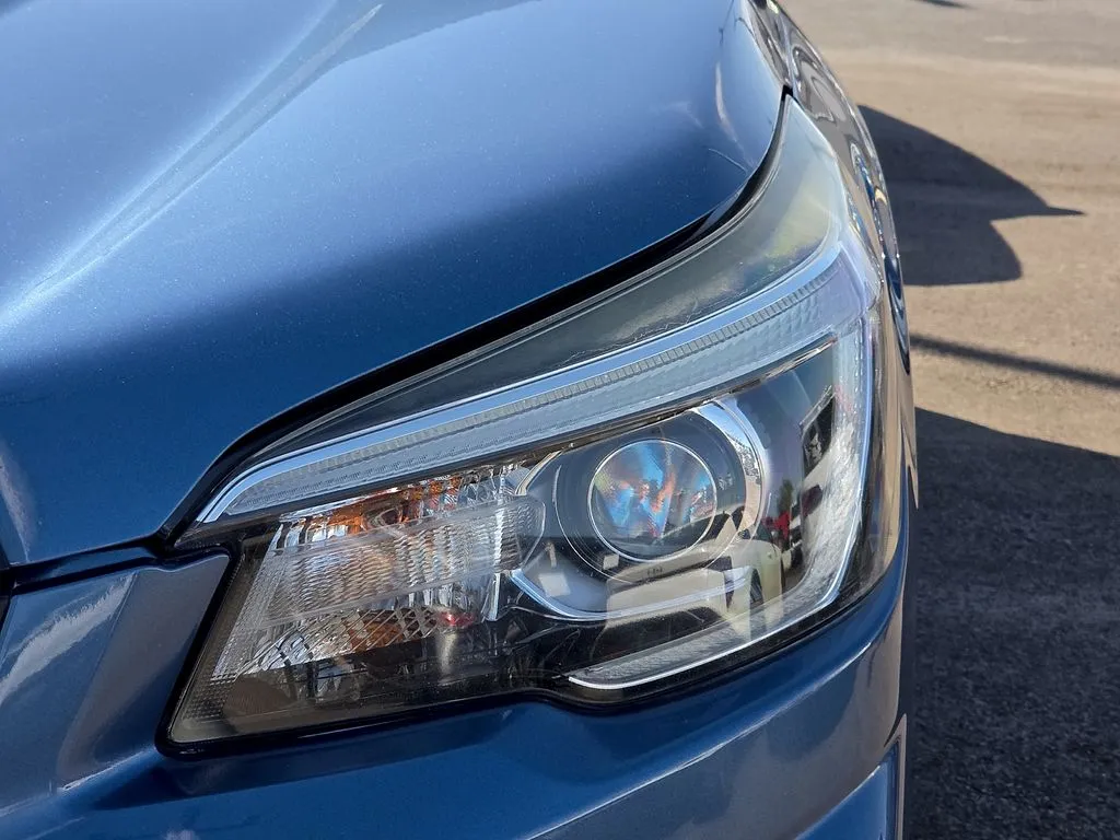 Subaru Forester photo 8