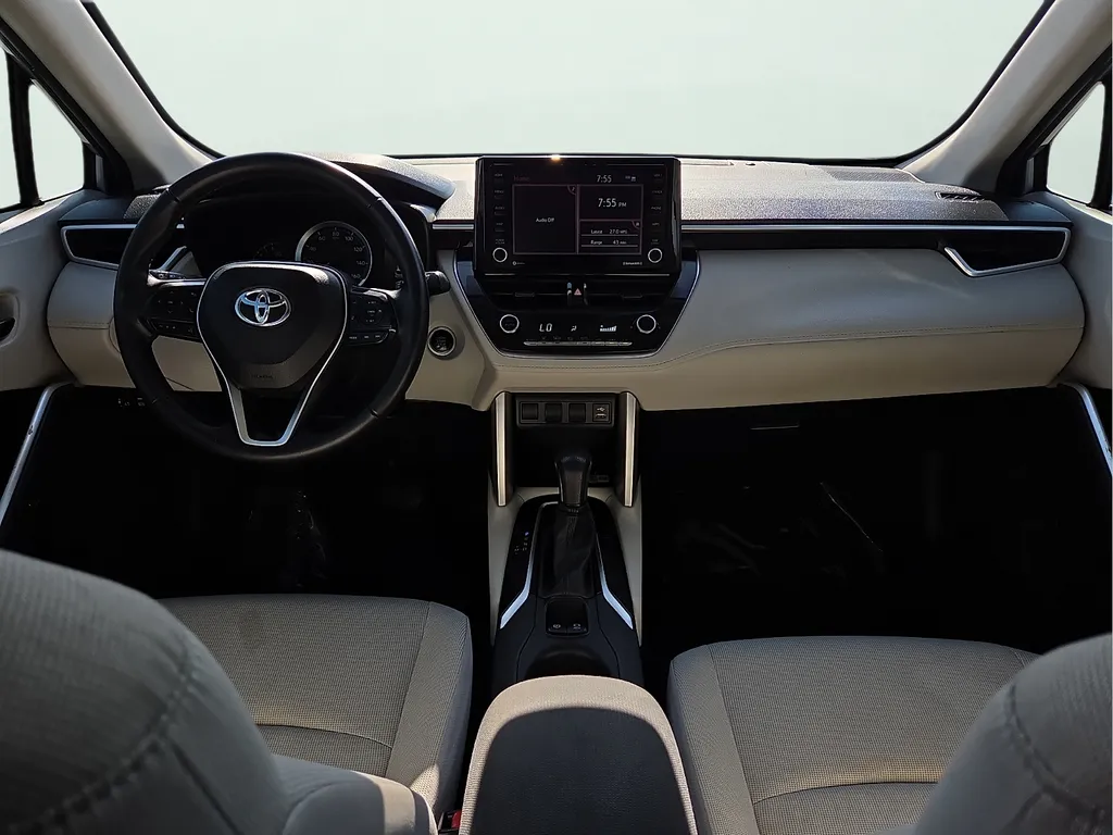 Toyota Corolla Cross photo 15