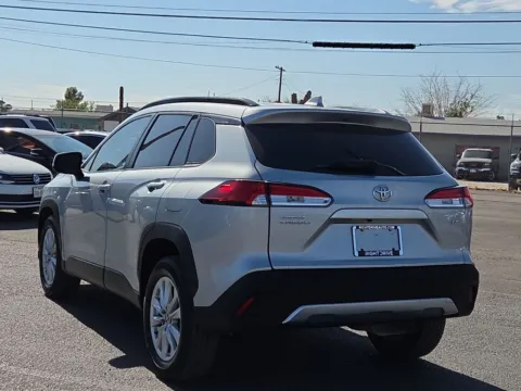 More photos of 2022 Toyota Corolla Cross LE at RightDrive - 9315 Montana, TX