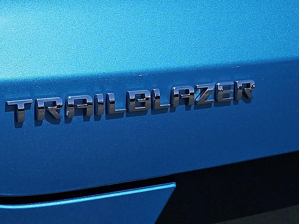 Chevrolet Trailblazer photo 12