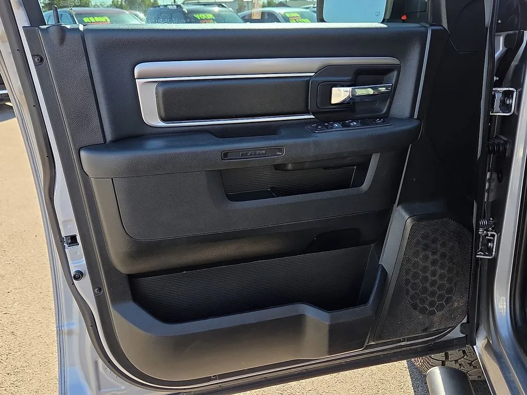 Ram 1500 photo 16