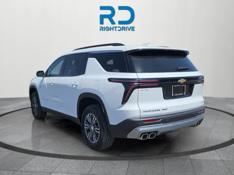 More photos of 2024 Chevrolet Traverse LT at RightDrive - 9315 Montana, TX