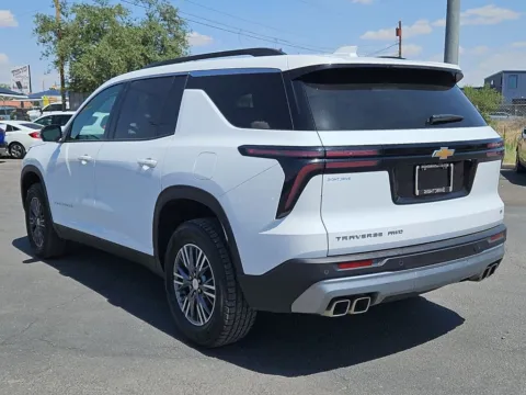 More photos of 2024 Chevrolet Traverse LT at RightDrive - 9315 Montana, TX