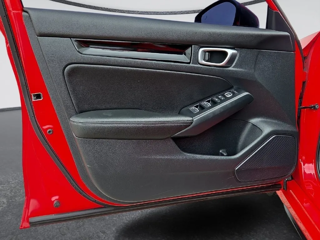 Honda Civic photo 16