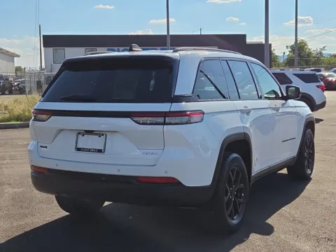 Another view of 2024 Jeep Grand Cherokee Altitude for sale in El Paso, TX at RightDrive - 9315 Montana