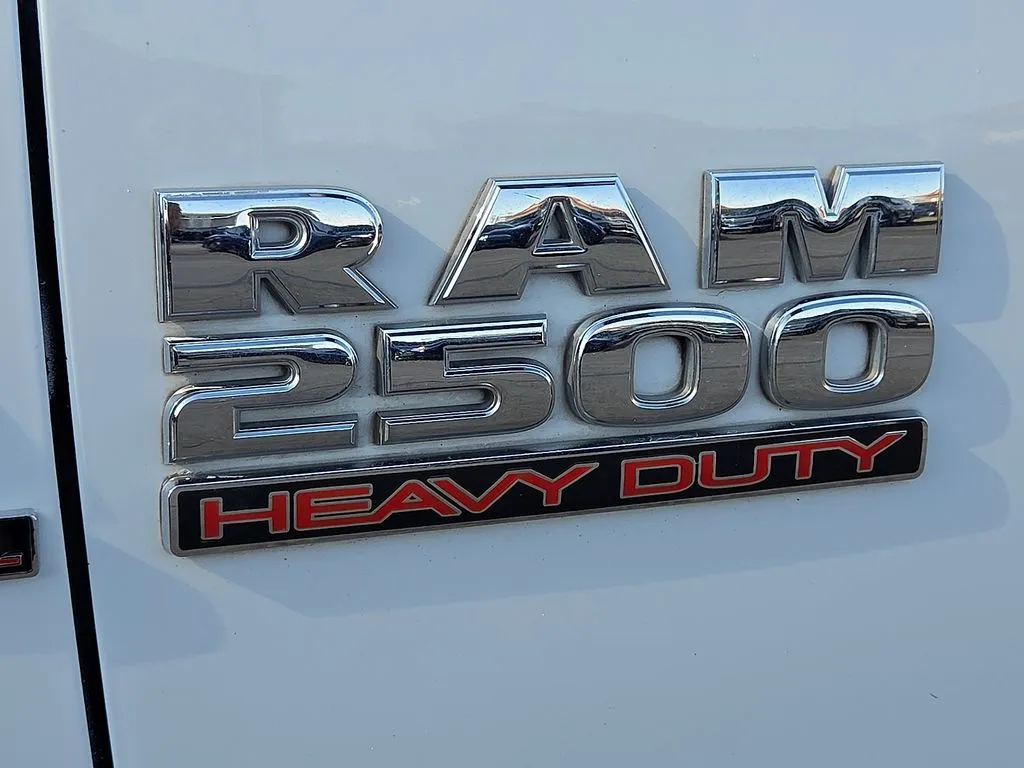 Ram 2500 photo 11