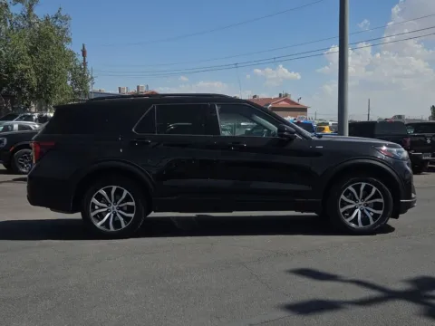 Photos of 2025 Ford Explorer ST-Line for sale in El Paso, TX at RightDrive - 9315 Montana