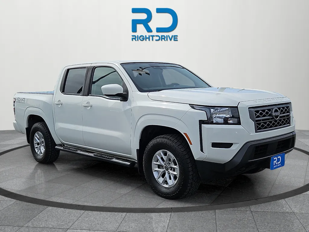 White 2024 Nissan Frontier SV for sale in El Paso, TX