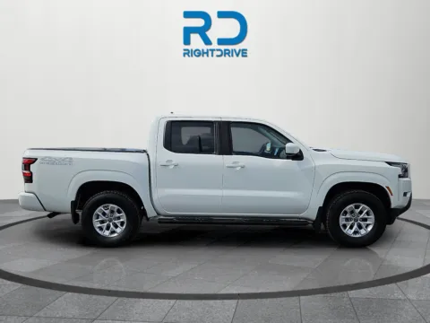 Photos of 2024 Nissan Frontier SV for sale in El Paso, TX at RightDrive - 9315 Montana