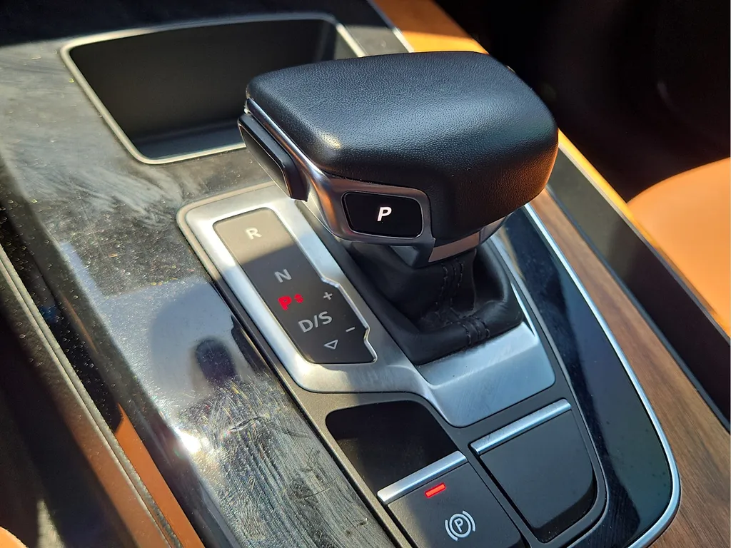 Audi Q5 photo 25