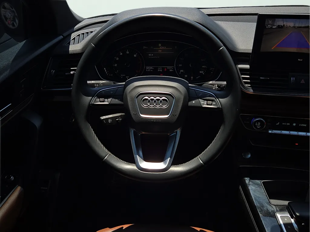 Audi Q5 photo 14