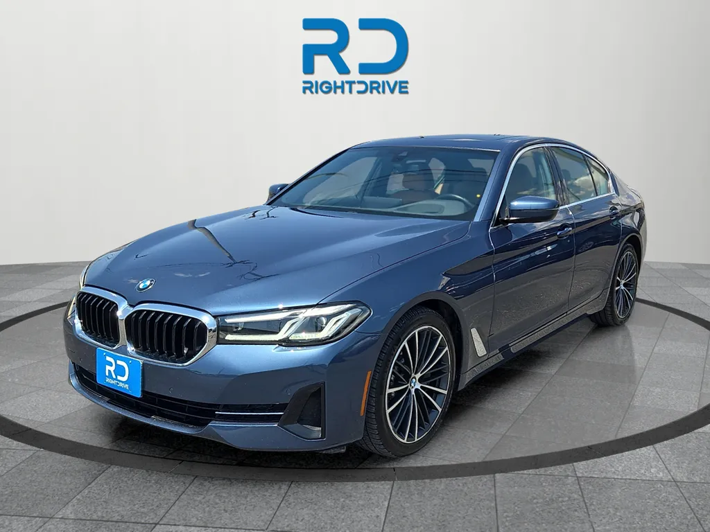 BMW 5 Series photo 6