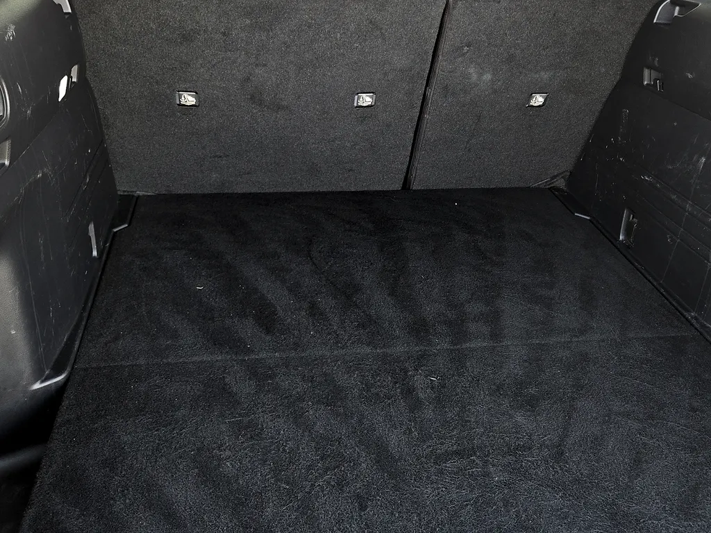 Mazda CX-50 photo 12
