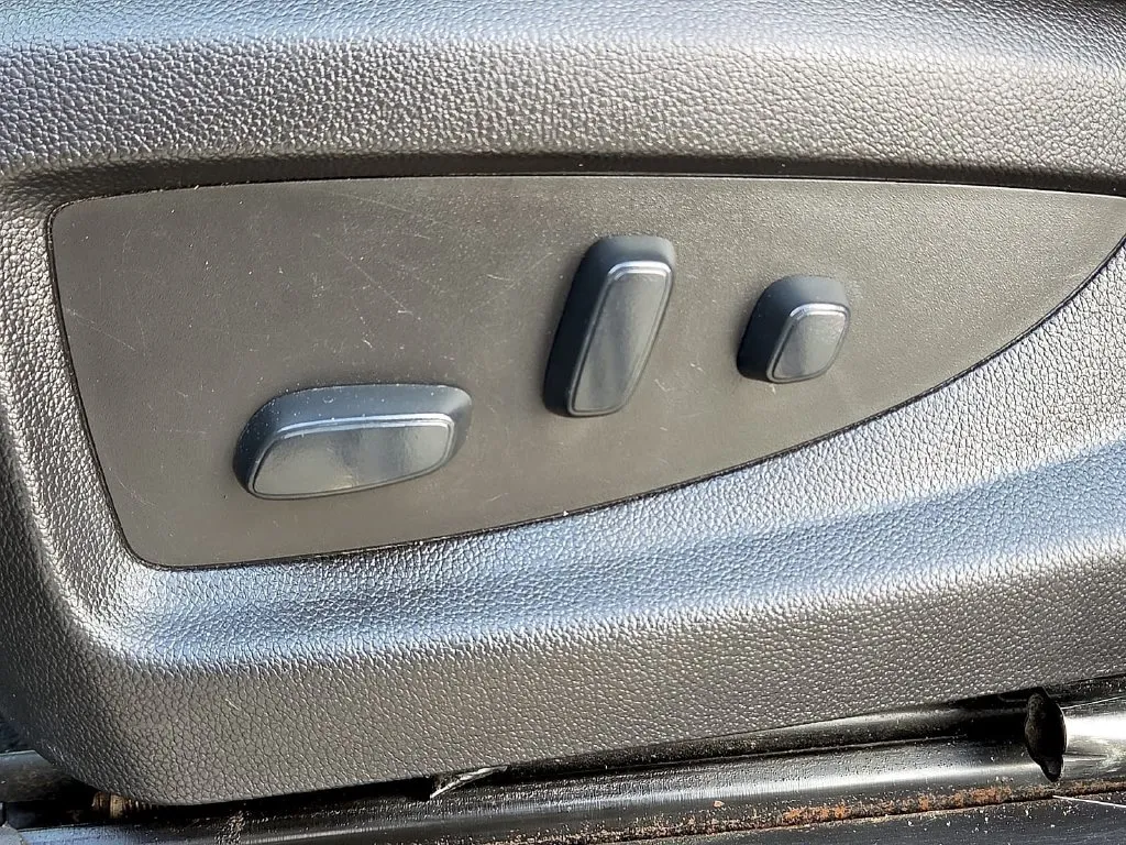 GMC Yukon photo 18