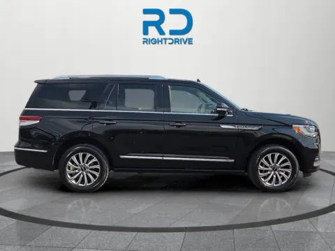 Photos of 2024 Lincoln Navigator Premiere for sale in El Paso, TX at RightDrive - 9315 Montana