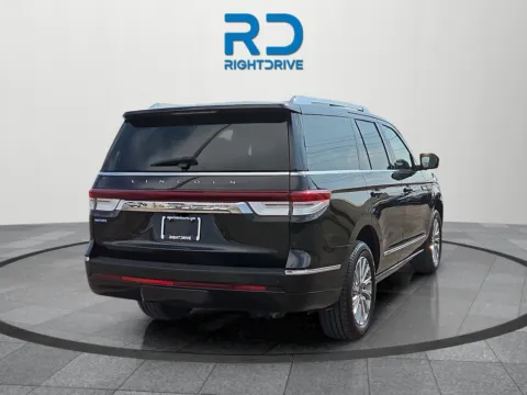 Another view of 2024 Lincoln Navigator Premiere for sale in El Paso, TX at RightDrive - 9315 Montana