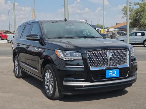 Black 2024 Lincoln Navigator Premiere for sale in El Paso, TX