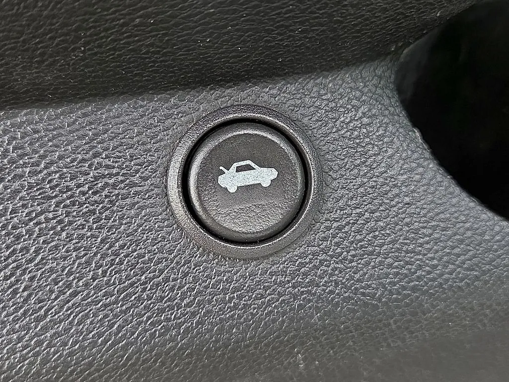 Chevrolet Camaro photo 17